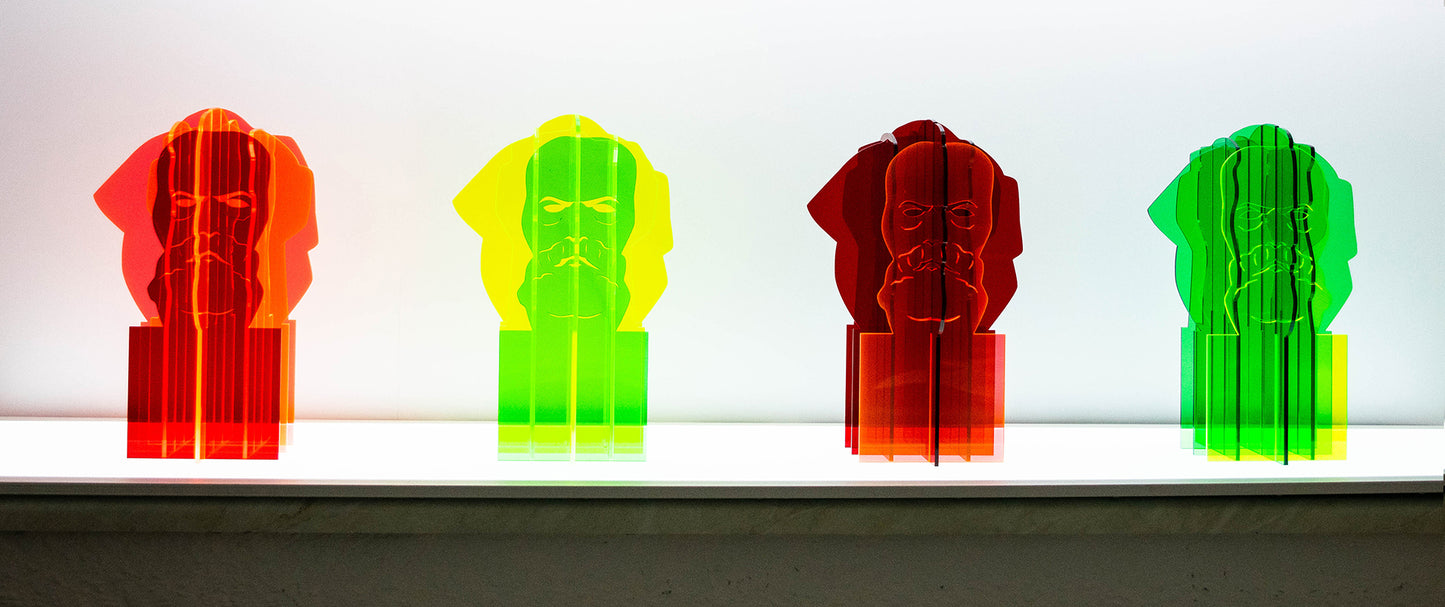 Carl X _Version II – Figur aus farbigen Acrylglas
